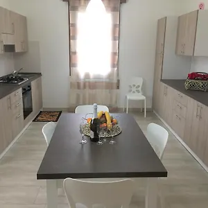 https://gondola-house.hotelslidodijesolo.com
